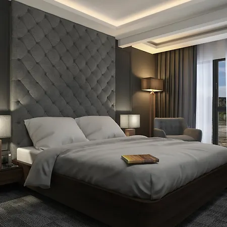 Отель New Gate 4*